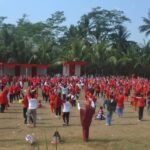 Senam sehat bersama ramaikan lapangan desa panjalin kidul