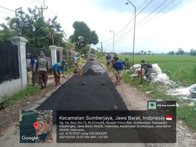 Kegiatan Pengaspalan Jalan Kampung Baru